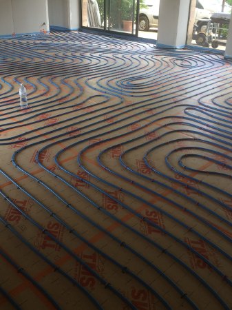 Pompe à chaleur Caliane et plancher chauffant